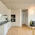 Appartement Premium With Balcony, Pool & Garage By Hostwise