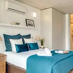 Premium With Balcony, Pool & Garage By Hostwise Appartement Vila Nova de Gaia