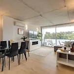 Appartement Premium With Balcony, Pool & Garage By Hostwise *