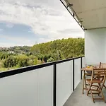 Premium With Balcony, Pool & Garage By Hostwise Vila Nova de Gaia