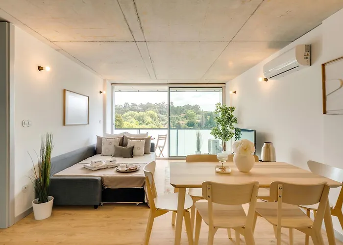 דירה Premium With Balcony, Pool & Garage By Hostwise וילה נובה דה גאיה