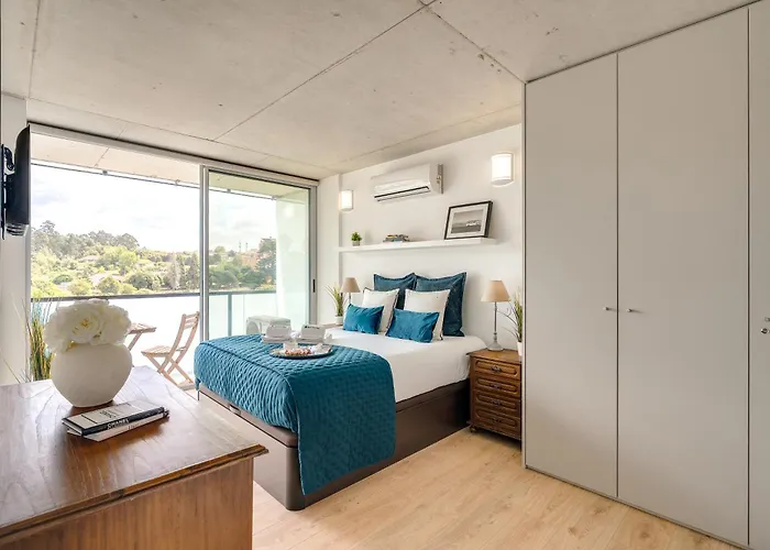 Premium With Balcony, Pool & Garage By Hostwise * וילה נובה דה גאיה