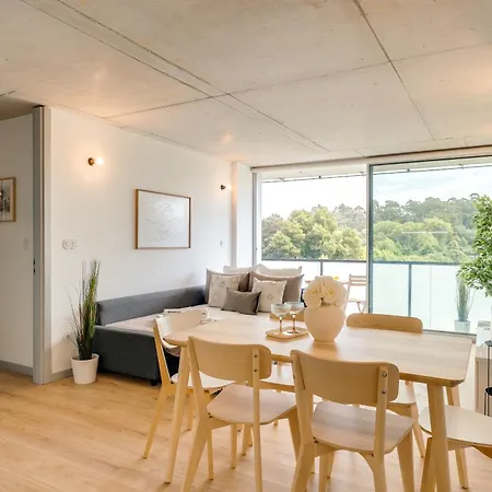 Premium With Balcony, Pool & Garage By Hostwise