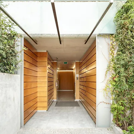 Premium With Balcony, Pool & Garage By Hostwise Апартаменты *