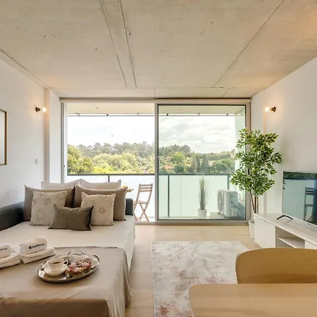 Premium With Balcony, Pool & Garage By Hostwise