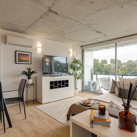 Premium With Balcony, Pool & Garage By Hostwise Vila Nova de Gaia