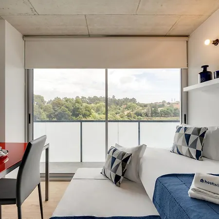 Apartment Premium With Balcony, Pool & Garage By Hostwise Vila Nova de Gaia