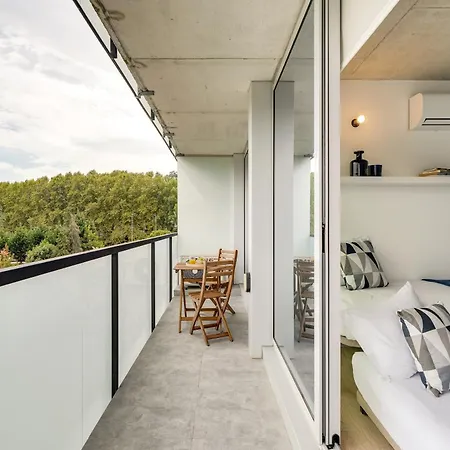 Premium With Balcony, Pool & Garage By Hostwise * Вила-Нова-ди-Гая