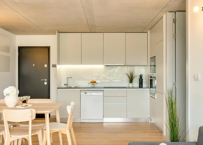 Premium With Balcony, Pool & Garage By Hostwise Appartamento Vila Nova de Gaia