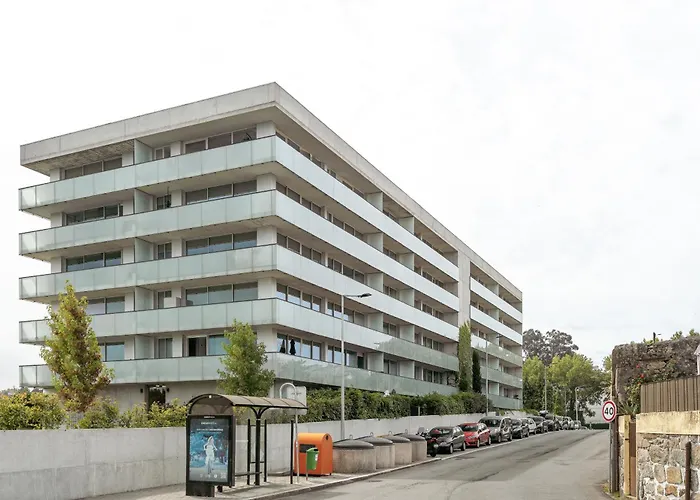 Apartamento Premium With Balcony, Pool & Garage By Hostwise *