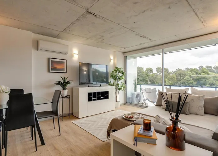 Premium With Balcony, Pool & Garage By Hostwise Vila Nova de Gaia